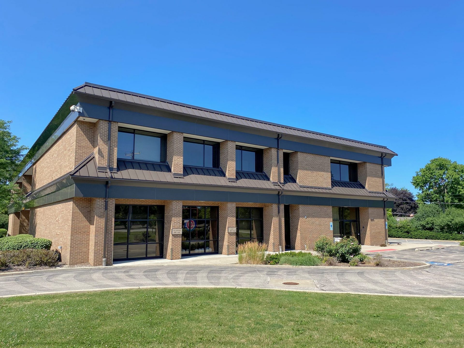 1040 W. Northwest Highway