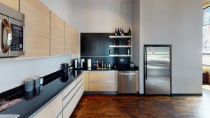327 N. Aberdeen Kitchen