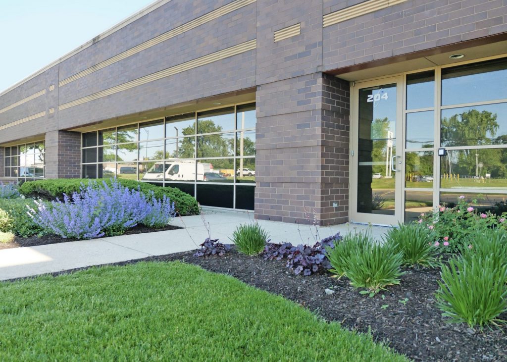 501 W. Lake Street Entrance