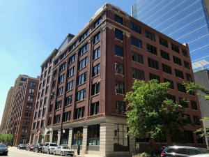 626 W. Jackson building photo