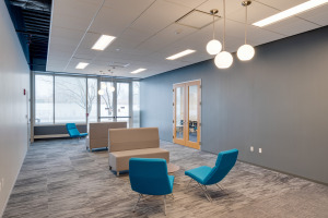 3333 Finley Point group seating