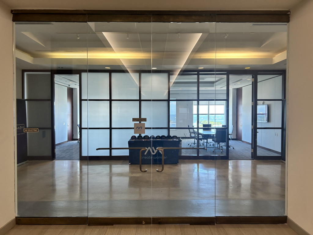 2601 S. Bayshore sublease entrance