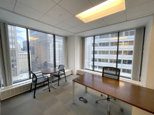 150 S. Wacker Drive private office