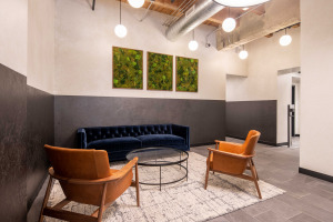 118 S. Clinton lobby