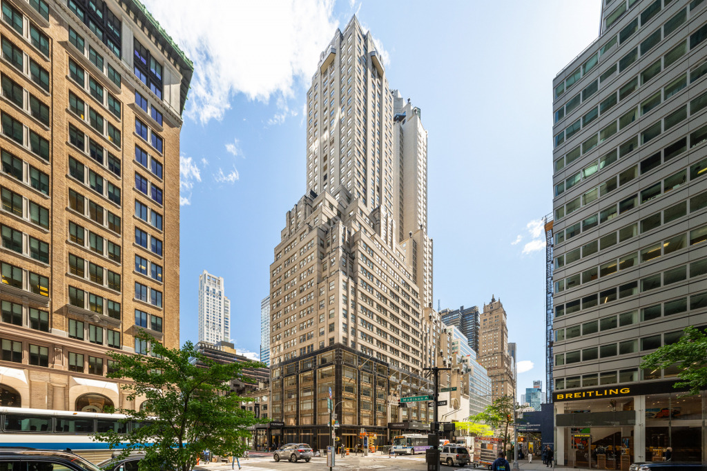 595 Madison Avenue