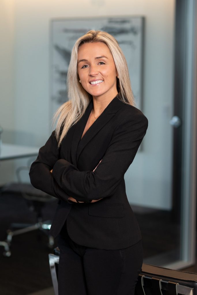 Emily Dugan headshot