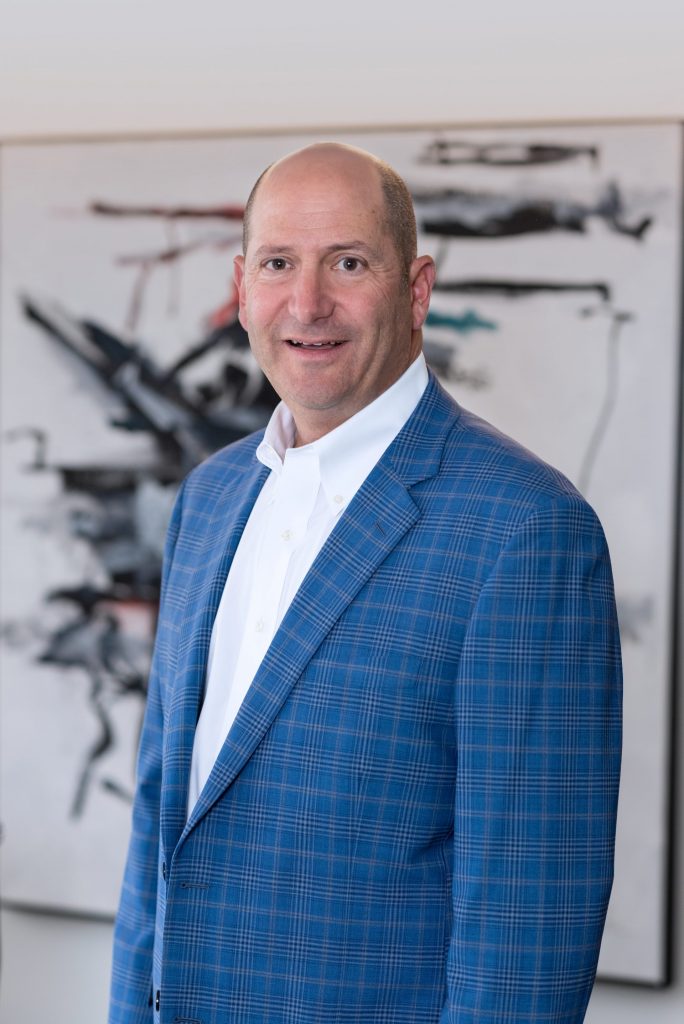 Laurence Elbaum headshot